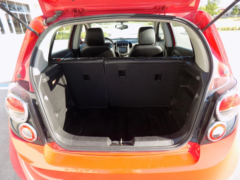 2015 Chevrolet Aveo/Sonic - Image 12 of 15