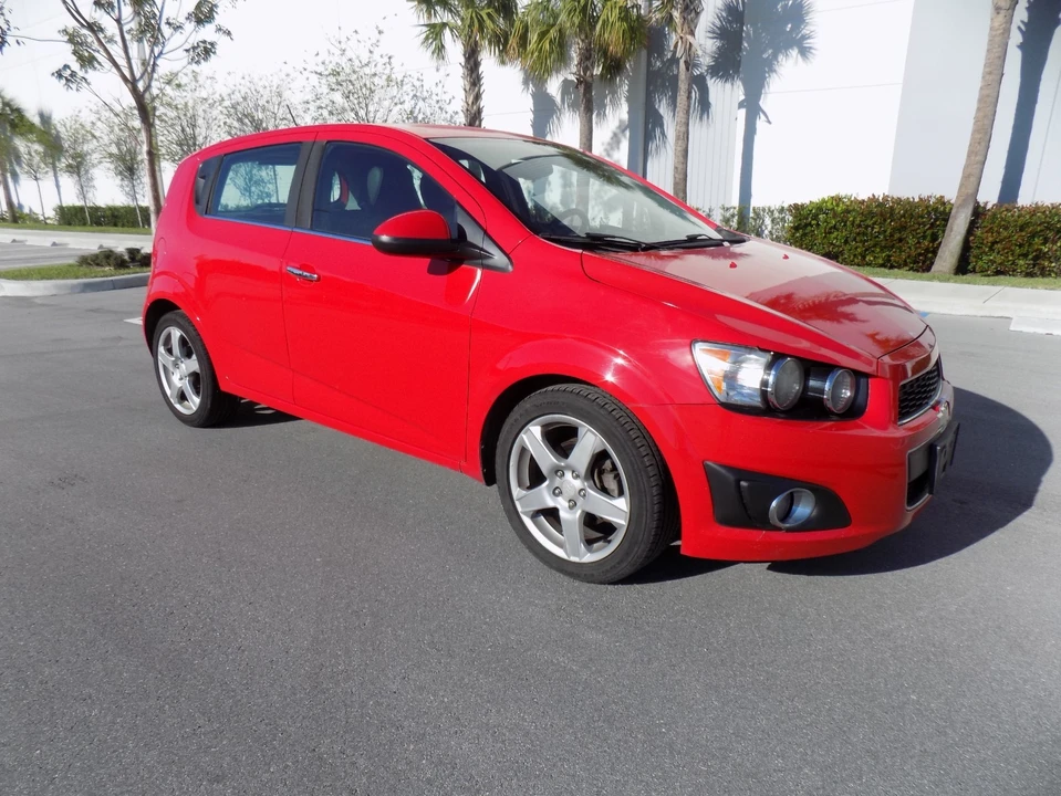 2015 Chevrolet Aveo/Sonic - Image 3 of 15