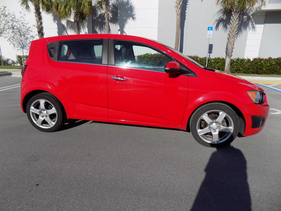 2015 Chevrolet Aveo/Sonic - Image 14 of 15