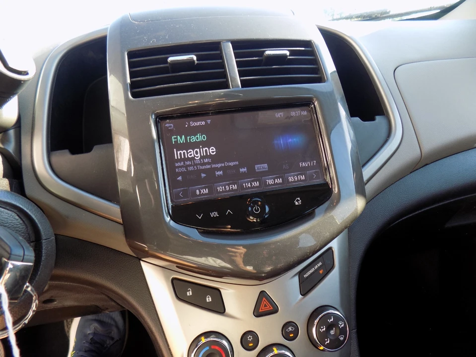 2015 Chevrolet Aveo/Sonic - Image 8 of 15