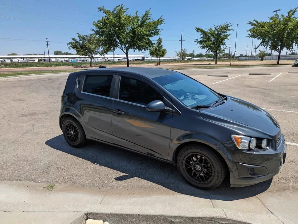2015 Chevrolet Aveo/Sonic - Image 3 of 8