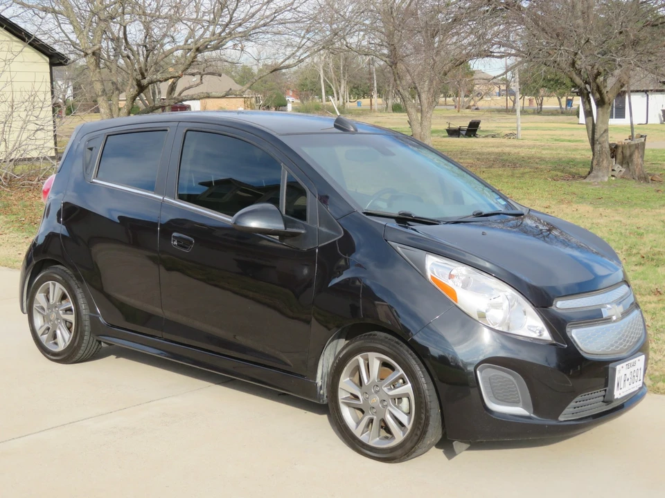 2015 Chevrolet Spark - Image 10 of 21