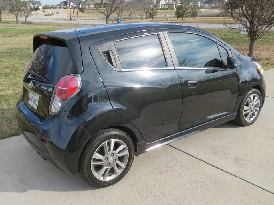 2015 Chevrolet Spark - Image 8 of 21