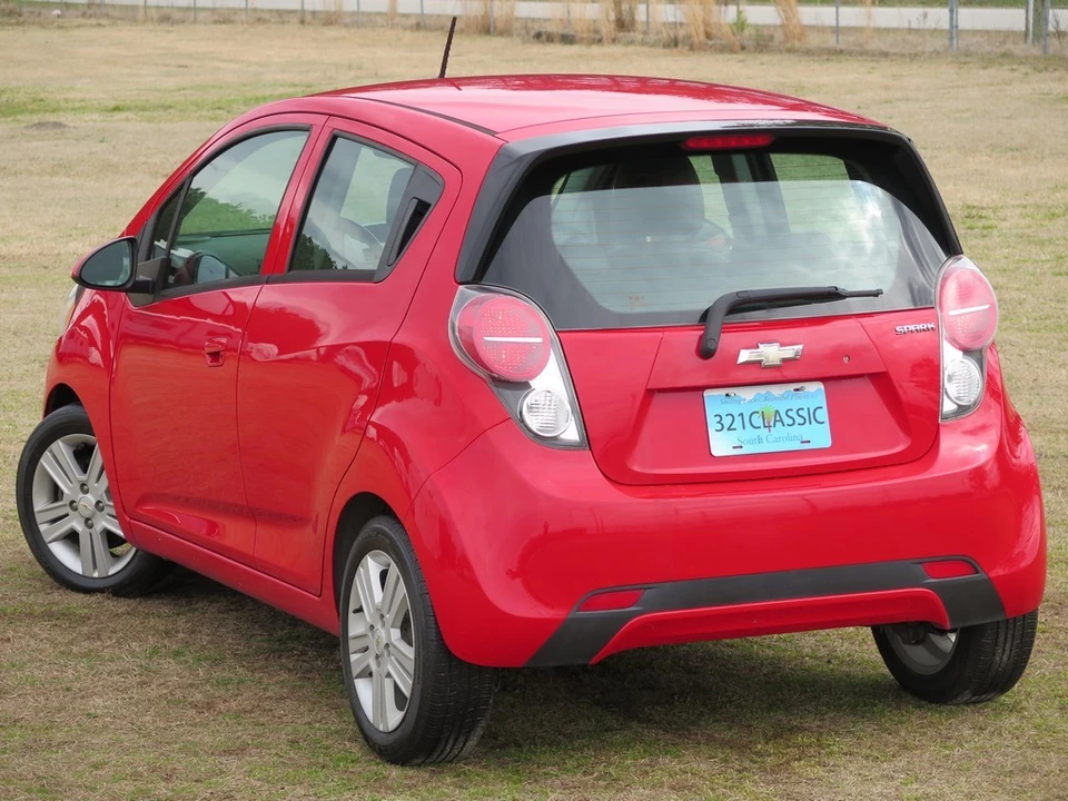 2015 Chevrolet Spark - Image 2 of 4