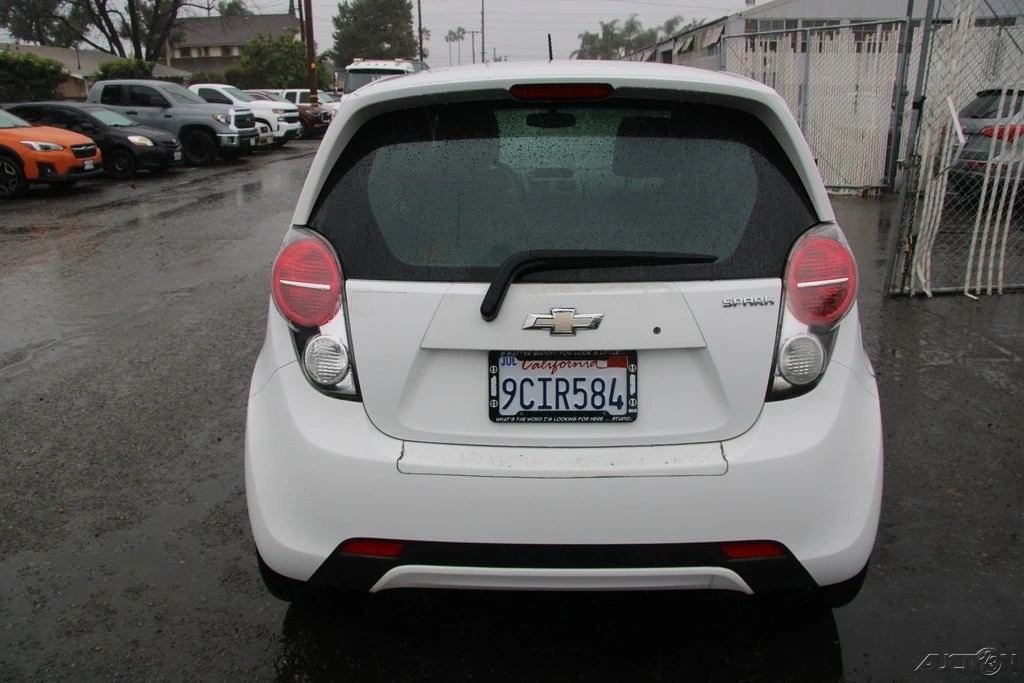 2015 Chevrolet Spark - Image 5 of 21