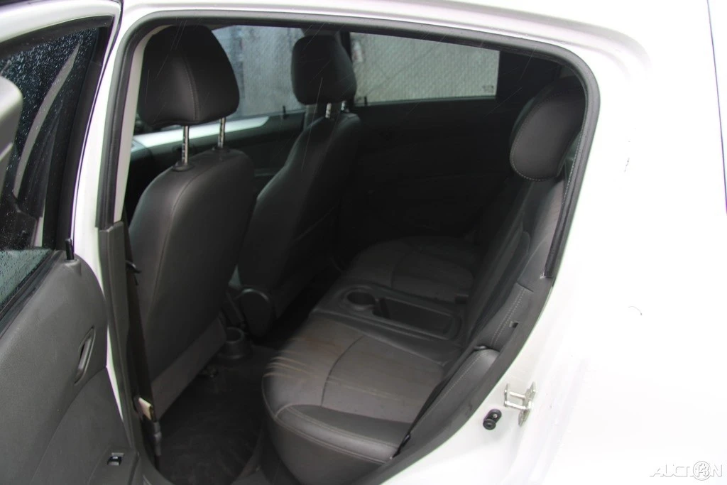 2015 Chevrolet Spark - Image 18 of 21