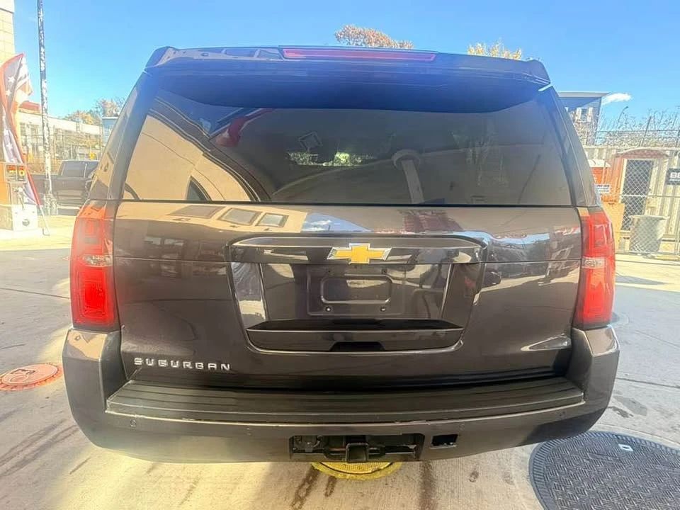 2015 Chevrolet Suburban 11th Gen - Image 17 of 20