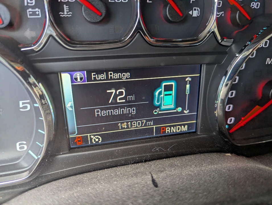 2015 Chevrolet Suburban 11th Gen - Image 10 of 10