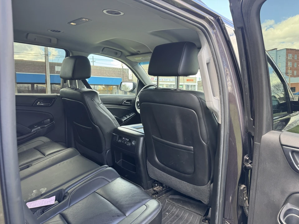 2015 Chevrolet Suburban 11th Gen - Image 14 of 21