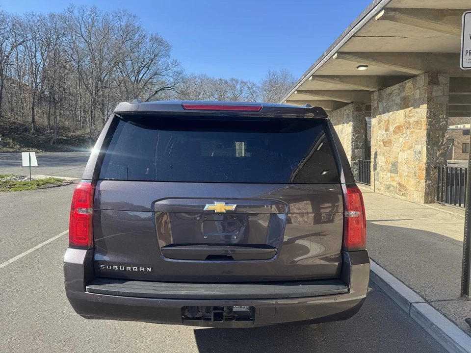 2015 Chevrolet Suburban 11th Gen - Image 21 of 21