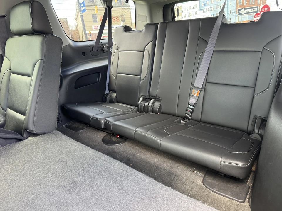 2015 Chevrolet Suburban 11th Gen - Image 13 of 21