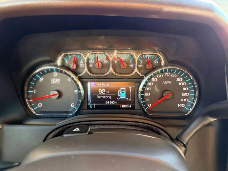 2015 Chevrolet Suburban 11th Gen - Image 5 of 12