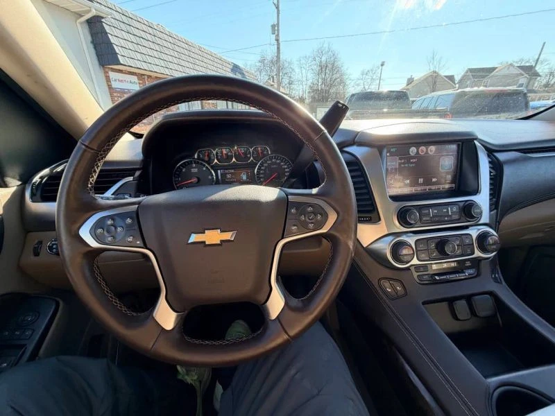 2015 Chevrolet Suburban 11th Gen - Image 3 of 12