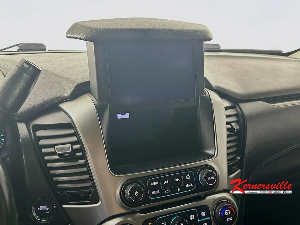 2015 Chevrolet Suburban 11th Gen - Image 16 of 21