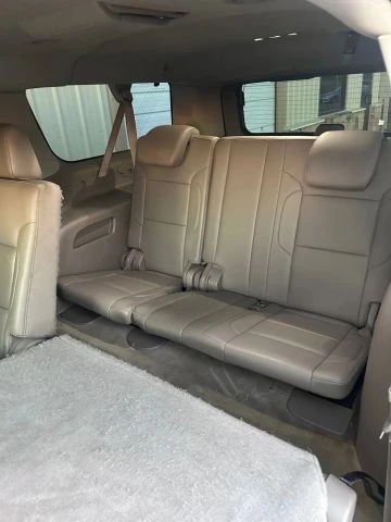 2015 Chevrolet Suburban 11th Gen - Image 17 of 26