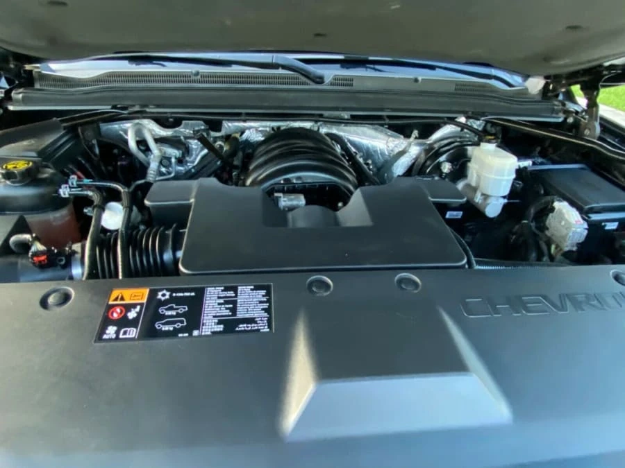 2015 Chevrolet Suburban 11th Gen - Image 6 of 7