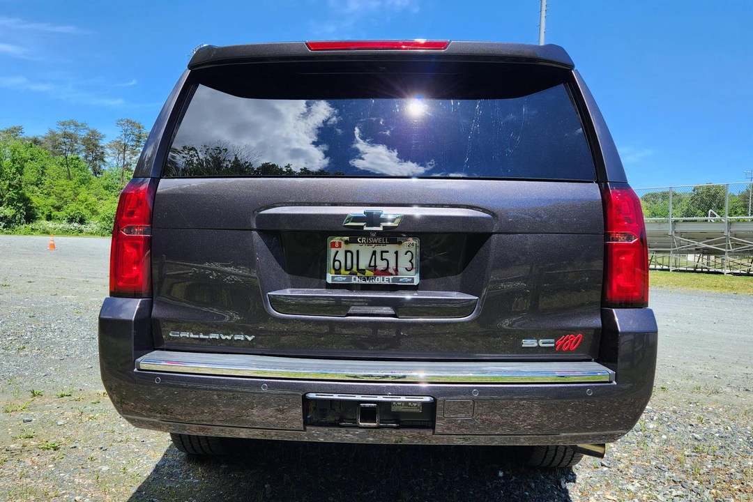 2015 Chevrolet Suburban 11th Gen - Image 5 of 31