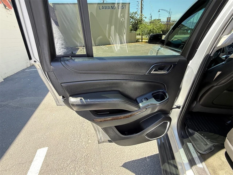 2015 Chevrolet Tahoe 4th Gen - Image 14 of 28