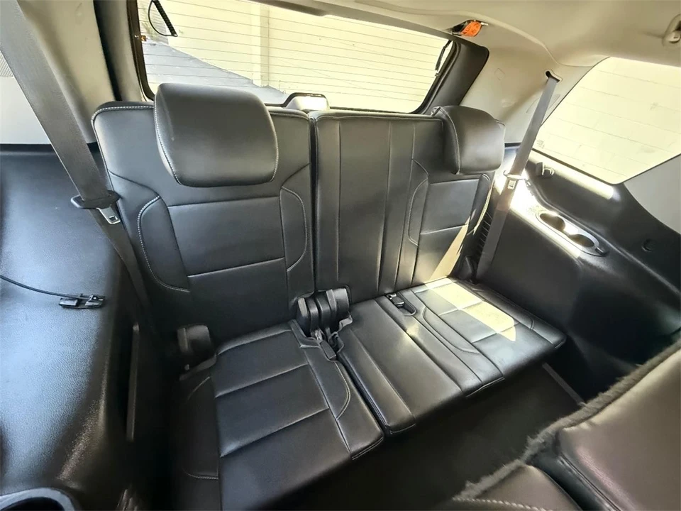 2015 Chevrolet Tahoe 4th Gen - Image 20 of 28