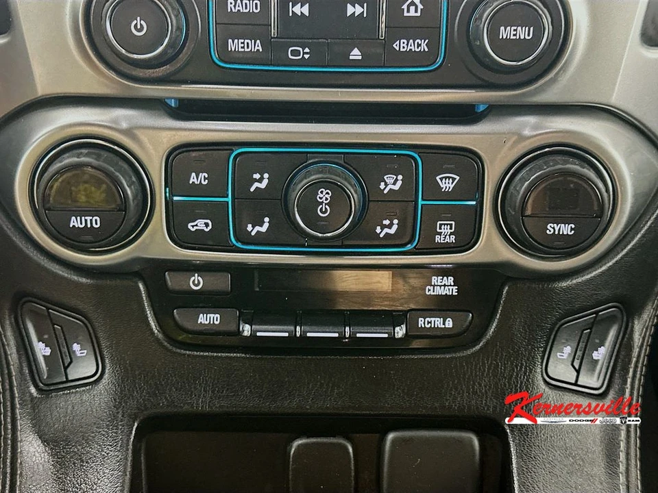 2015 Chevrolet Tahoe 4th Gen - Image 18 of 21