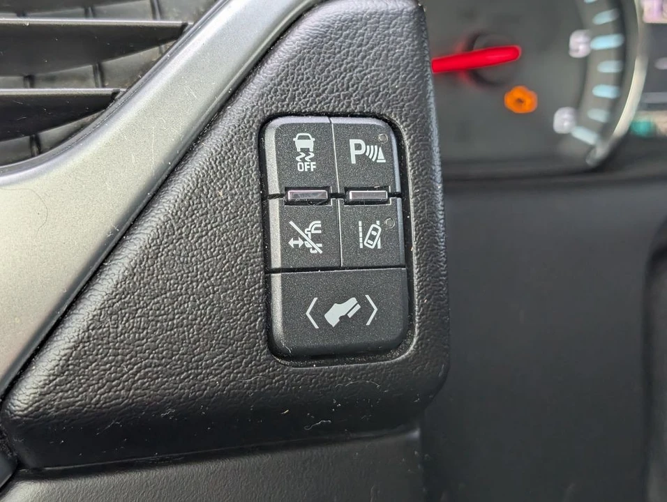 2015 Chevrolet Tahoe 4th Gen - Image 13 of 28