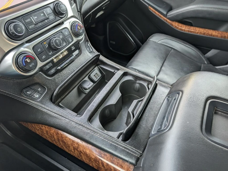 2015 Chevrolet Tahoe 4th Gen - Image 24 of 28