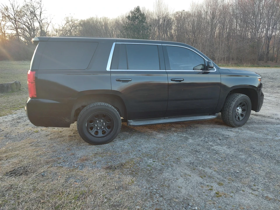 2015 Chevrolet Tahoe 4th Gen - Image 4 of 31