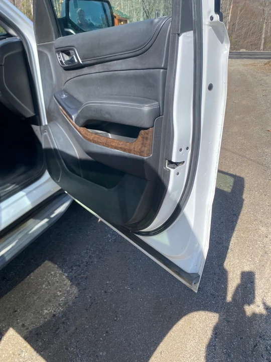 2015 Chevrolet Tahoe 4th Gen - Image 19 of 21