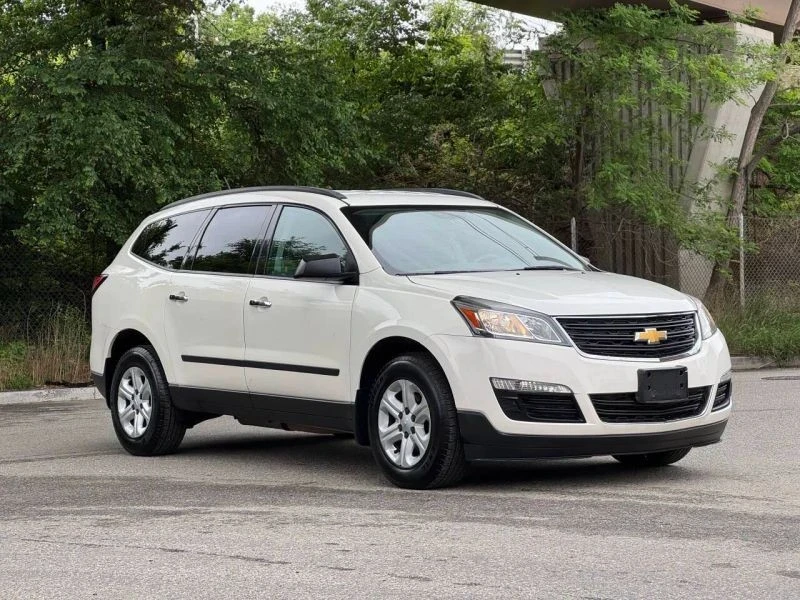 2015 Chevrolet Traverse - Image 3 of 12