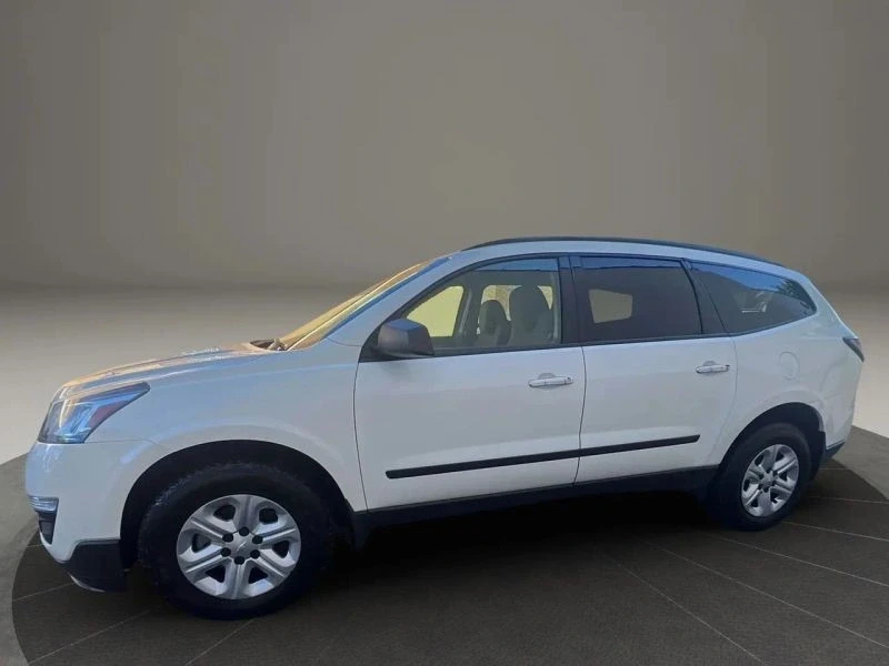 2015 Chevrolet Traverse - Image 8 of 12