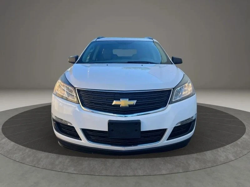 2015 Chevrolet Traverse - Image 2 of 12