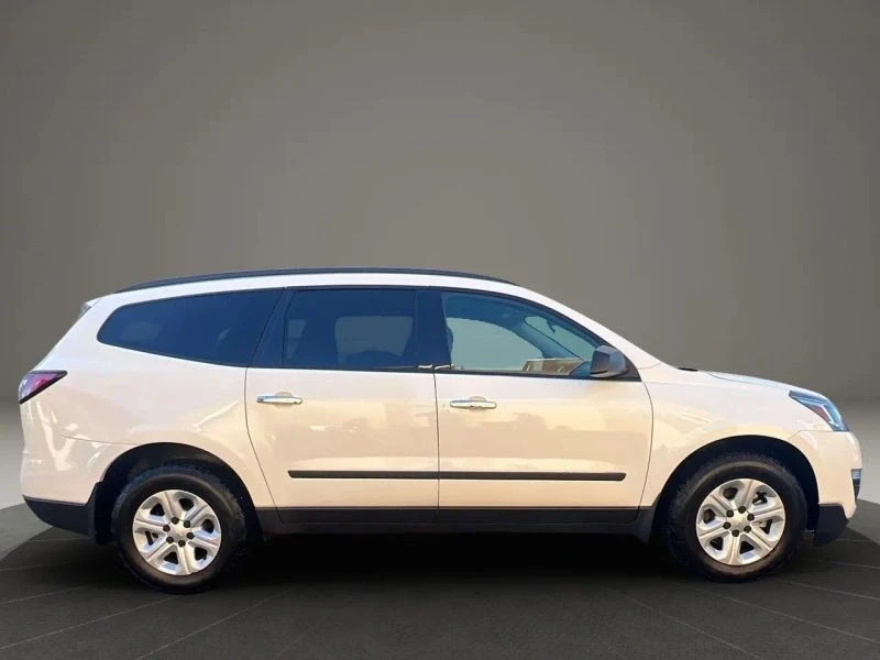 2015 Chevrolet Traverse - Image 4 of 12
