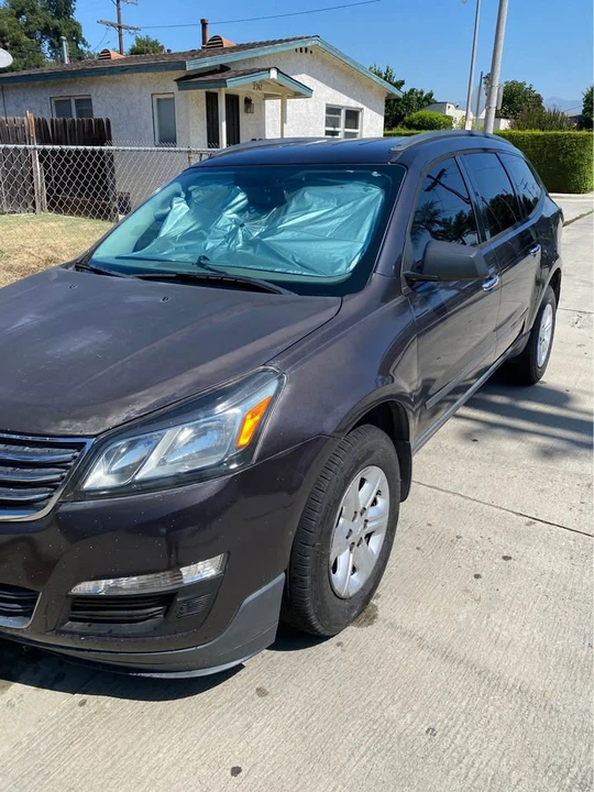 2015 Chevrolet Traverse - Image 2 of 6