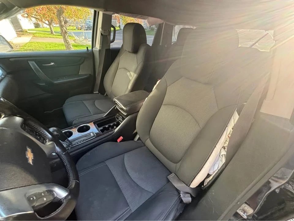 2015 Chevrolet Traverse - Image 8 of 10