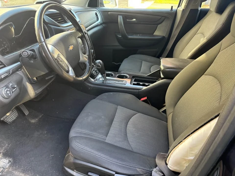 2015 Chevrolet Traverse - Image 7 of 10