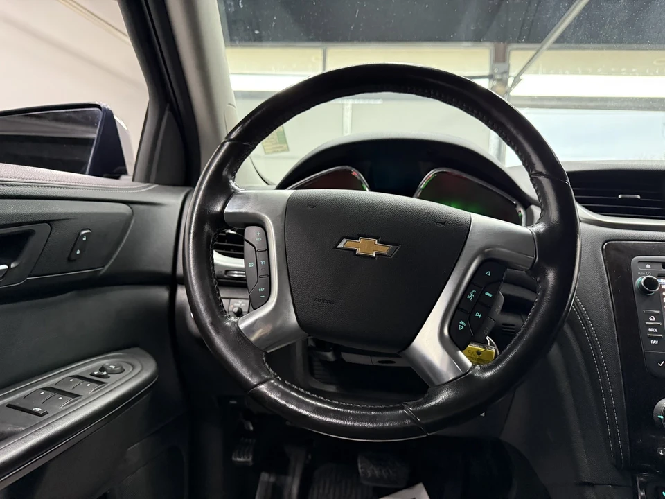 2015 Chevrolet Traverse - Image 14 of 21