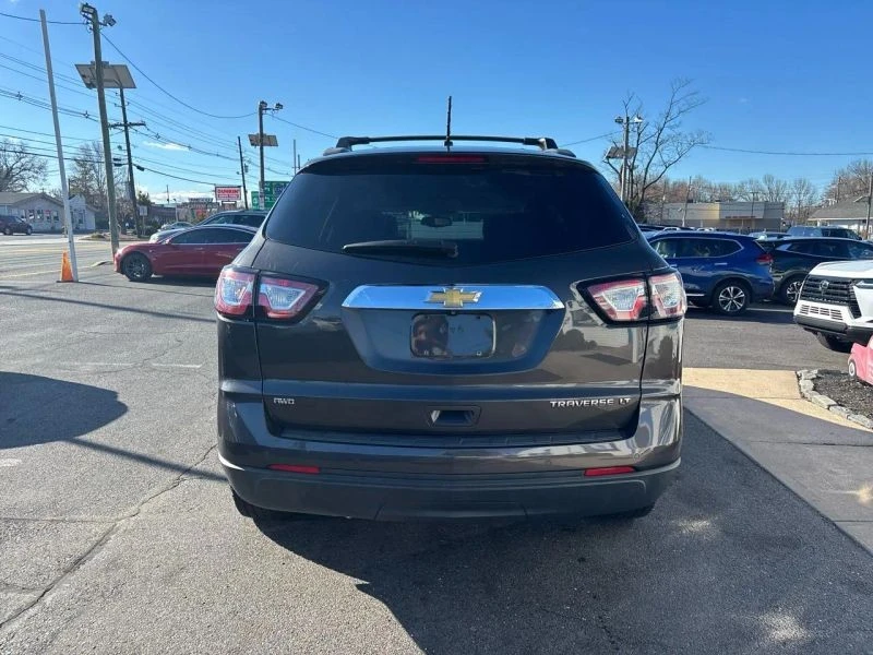 2015 Chevrolet Traverse - Image 6 of 12