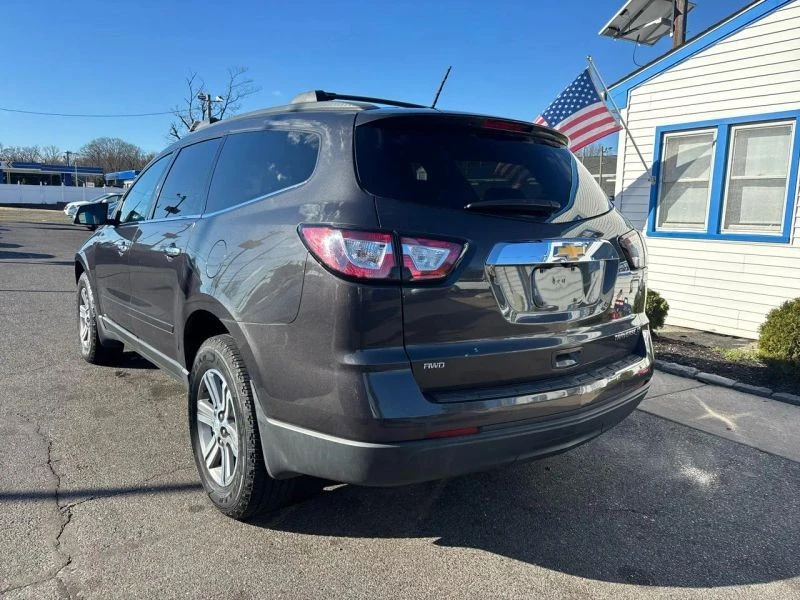 2015 Chevrolet Traverse - Image 5 of 12