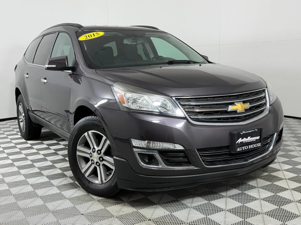 2015 Chevrolet Traverse - Image 2 of 21
