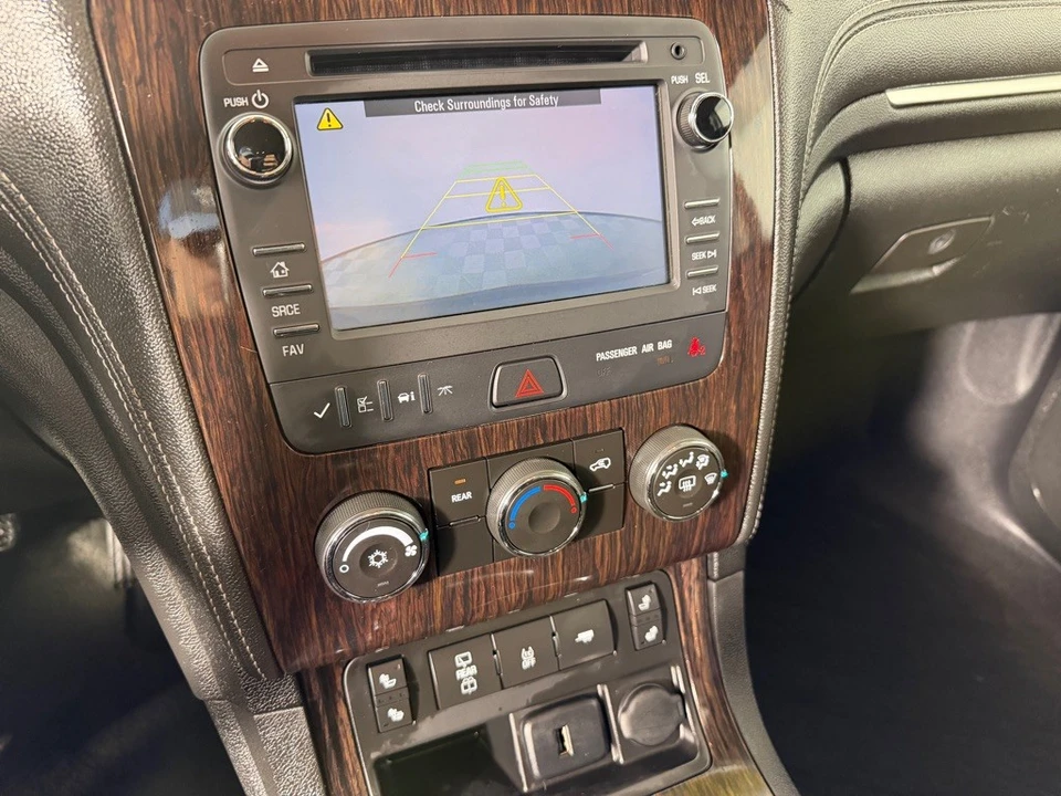 2015 Chevrolet Traverse - Image 17 of 21