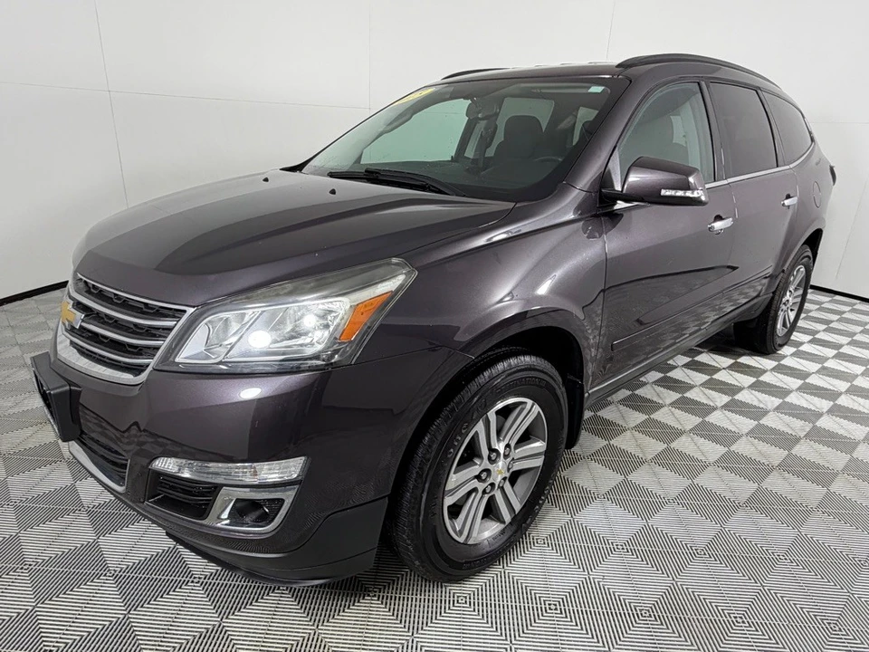 2015 Chevrolet Traverse - Image 9 of 21
