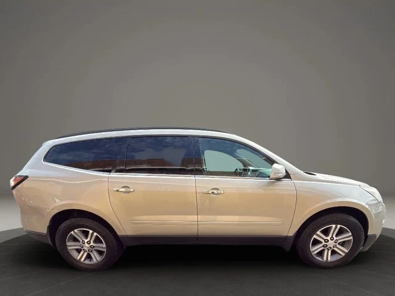 2015 Chevrolet Traverse - Image 4 of 12