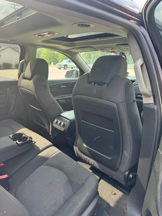 2015 Chevrolet Traverse - Image 16 of 19