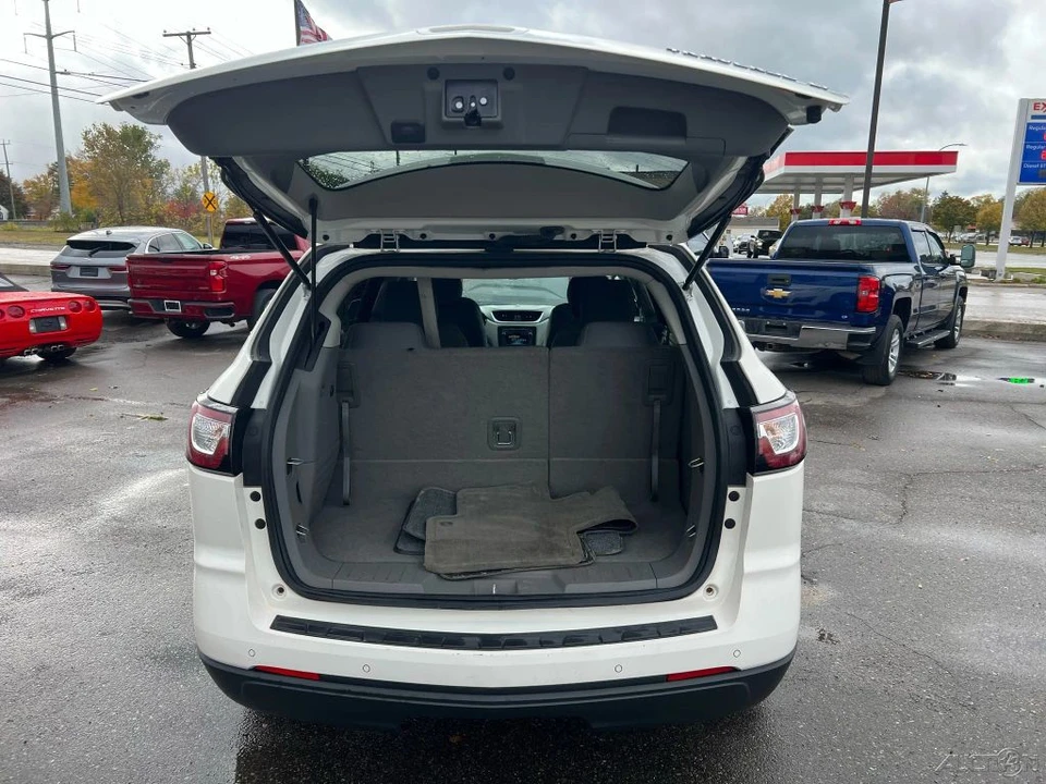 2015 Chevrolet Traverse - Image 15 of 21
