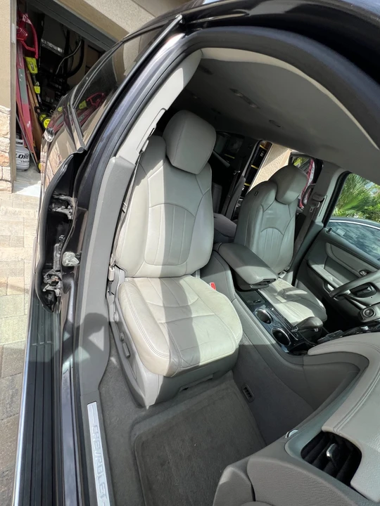 2015 Chevrolet Traverse - Image 10 of 20