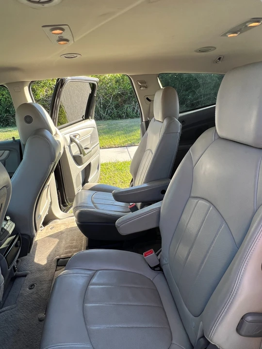 2015 Chevrolet Traverse - Image 12 of 20