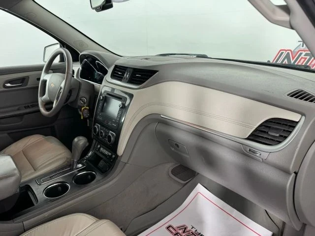 2015 Chevrolet Traverse - Image 12 of 12