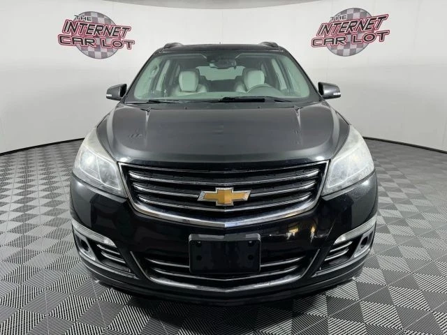 2015 Chevrolet Traverse - Image 2 of 12