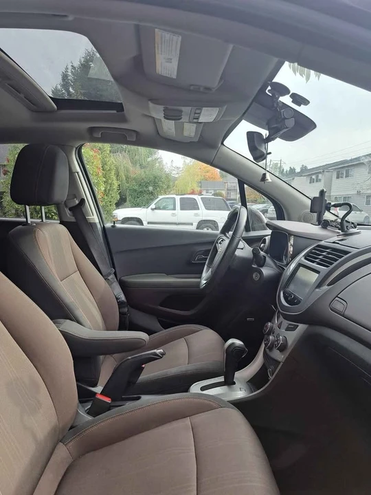 2015 Chevrolet Trax - Image 7 of 8