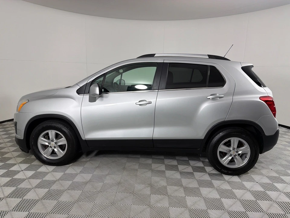 2015 Chevrolet Trax - Image 9 of 12